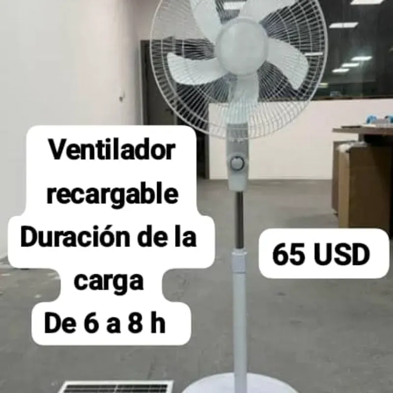 Ventilador recargable Milexus de pedestal 