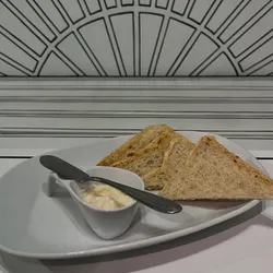 Tostadas con mayonesa 