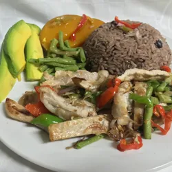 Fajitas de cerdo con vegetales 