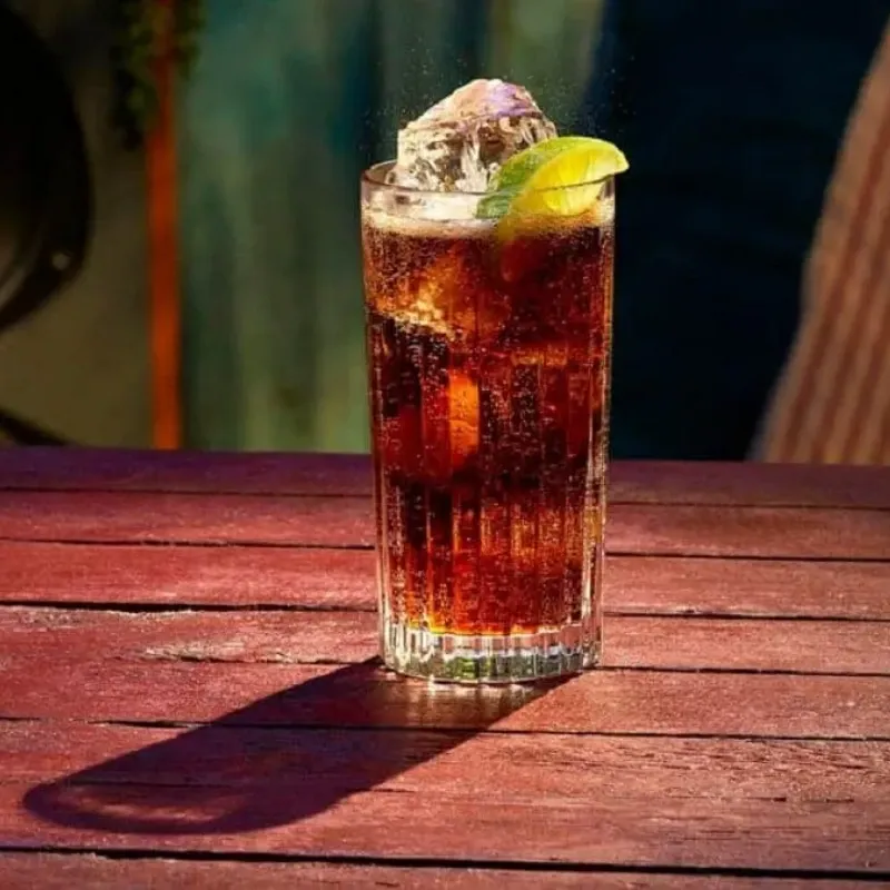 Cóctel Cuba Libre 