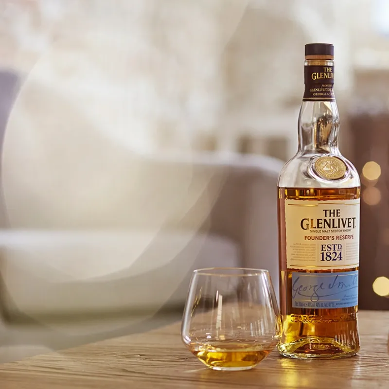 Whisky Glenlivet Reserve 