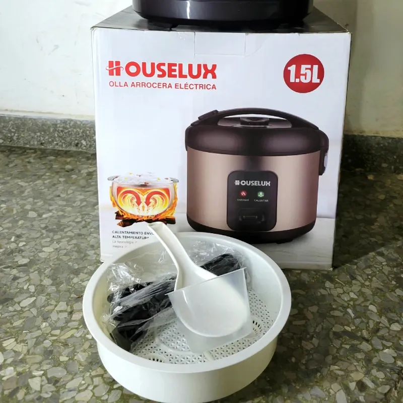 Olla Arrocera de 1.5 lt con Vaporera - $ 45 USD