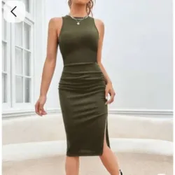 Vestido abierto lado 