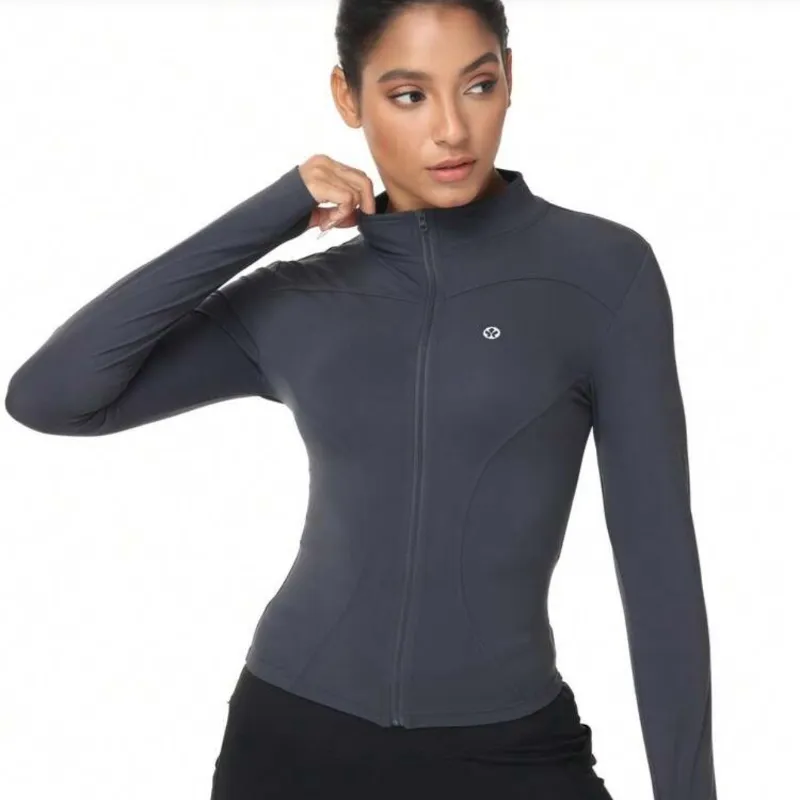 Abrigo deportivo de mujer