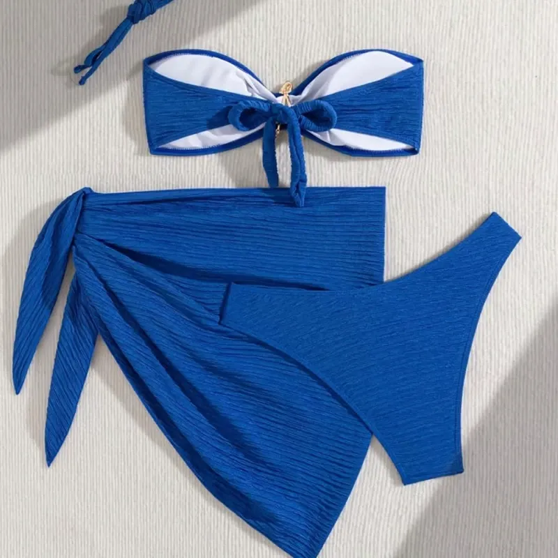 Bikini azul tres piezas