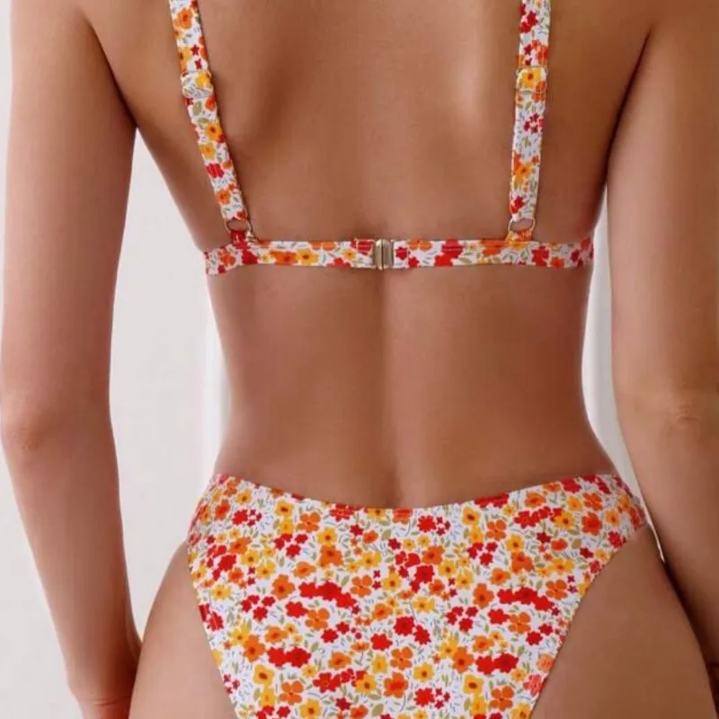 Bikini estampado en flores