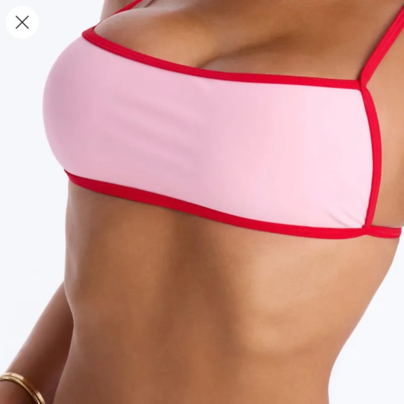 Bikini rosado y rojo