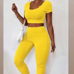 Conjunto amarillo