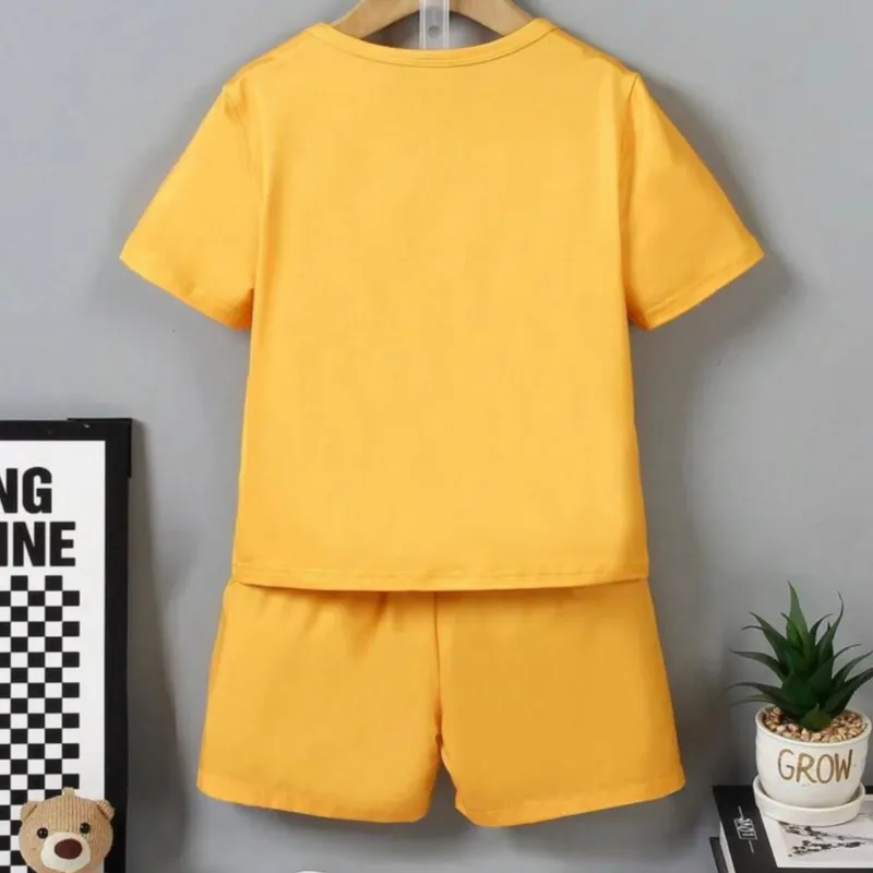 Conjunto amarillo de niño con osito