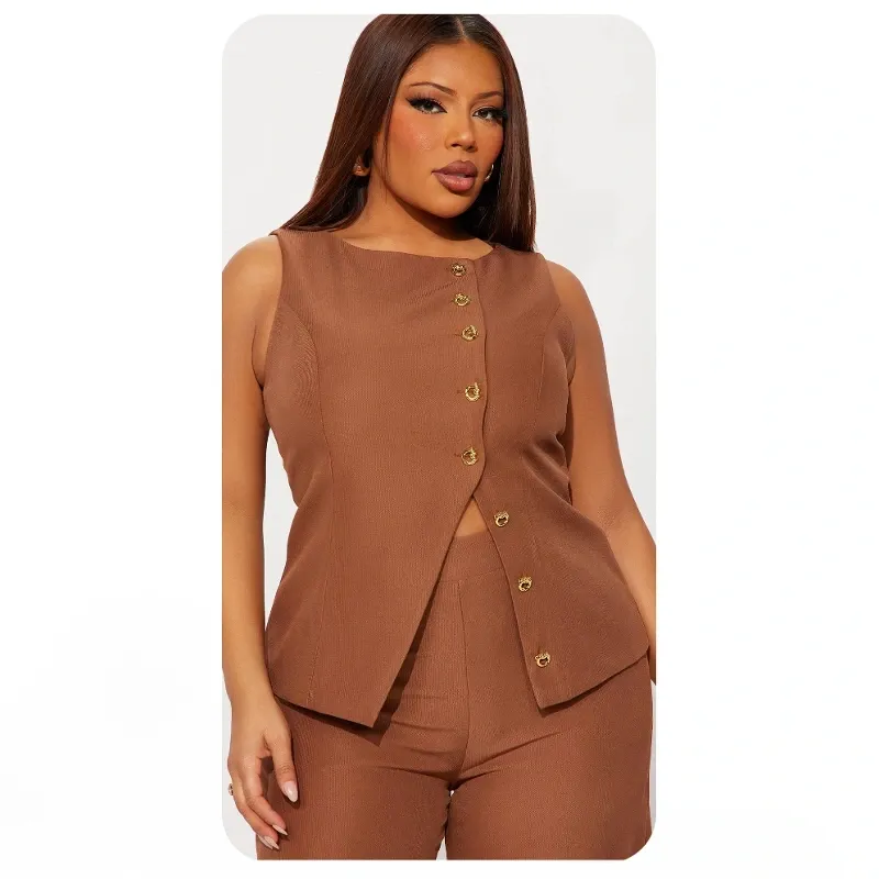 Conjunto carmelita elegante