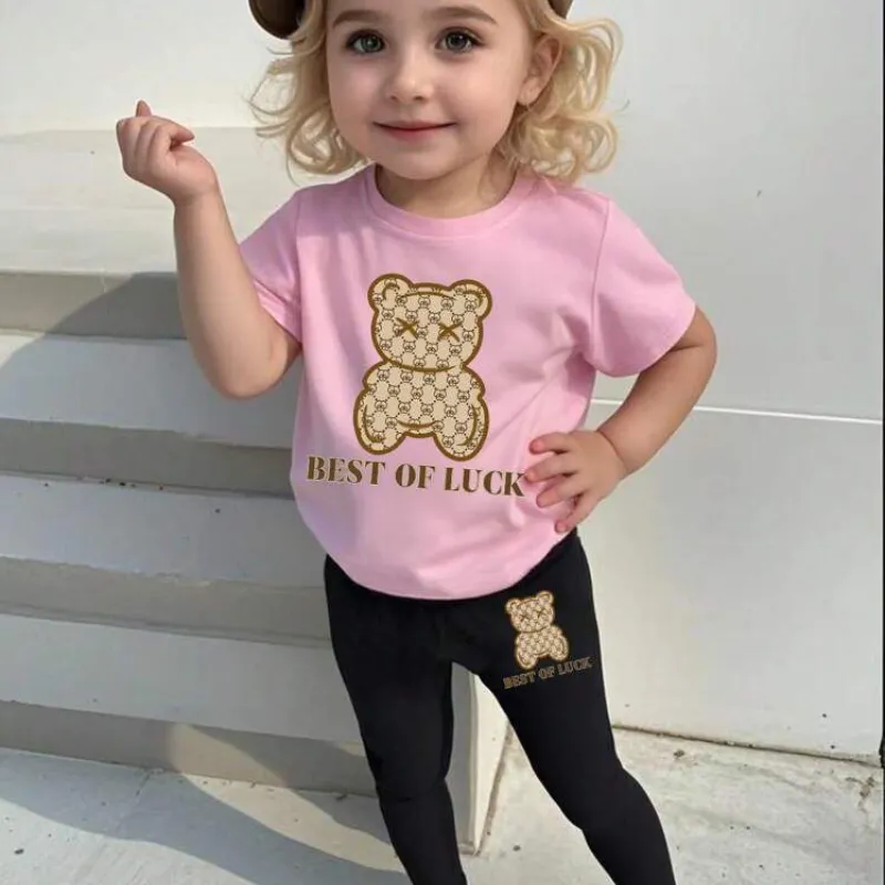 Conjunto de pullover y licra