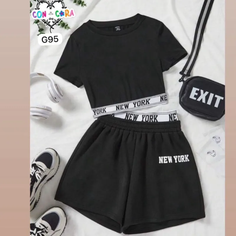 Conjunto de short y blusa