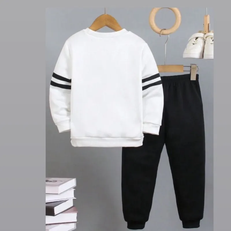 Conjunto de suéter y pantalón 