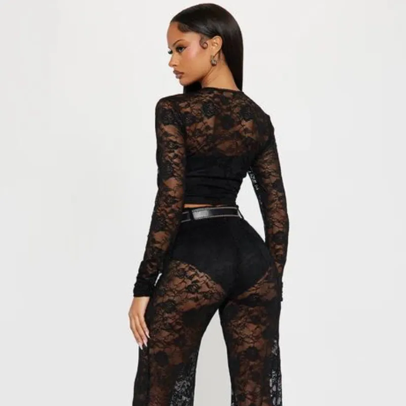 Conjunto negro de encaje