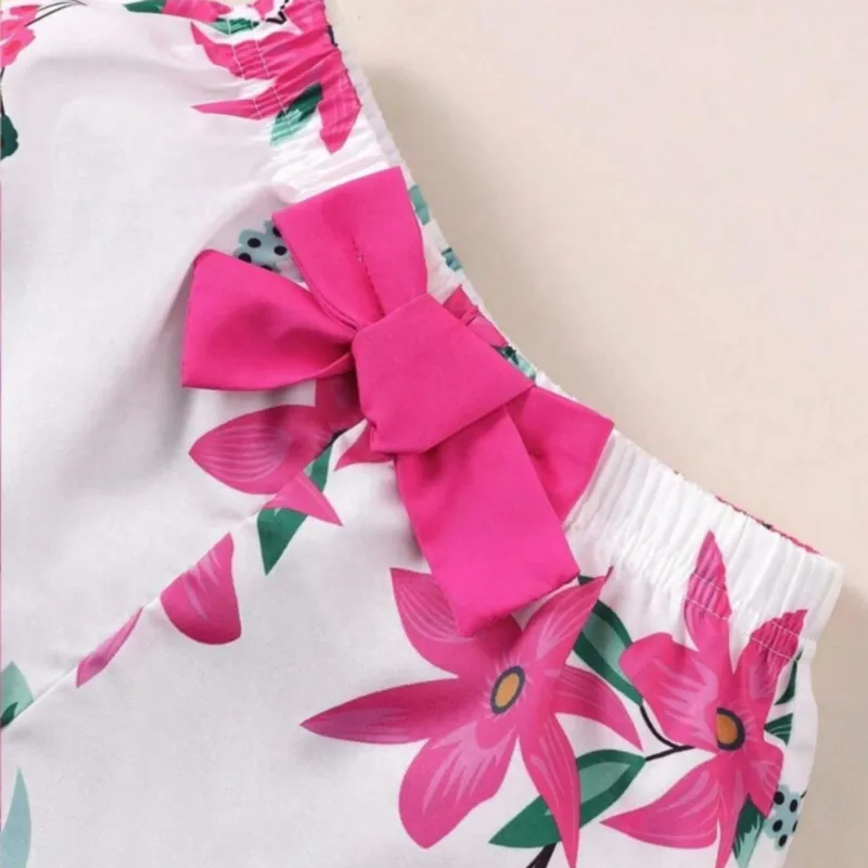 Conjunto rosado y blanco de niña