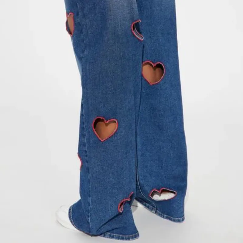 Jean de mujer con corazones