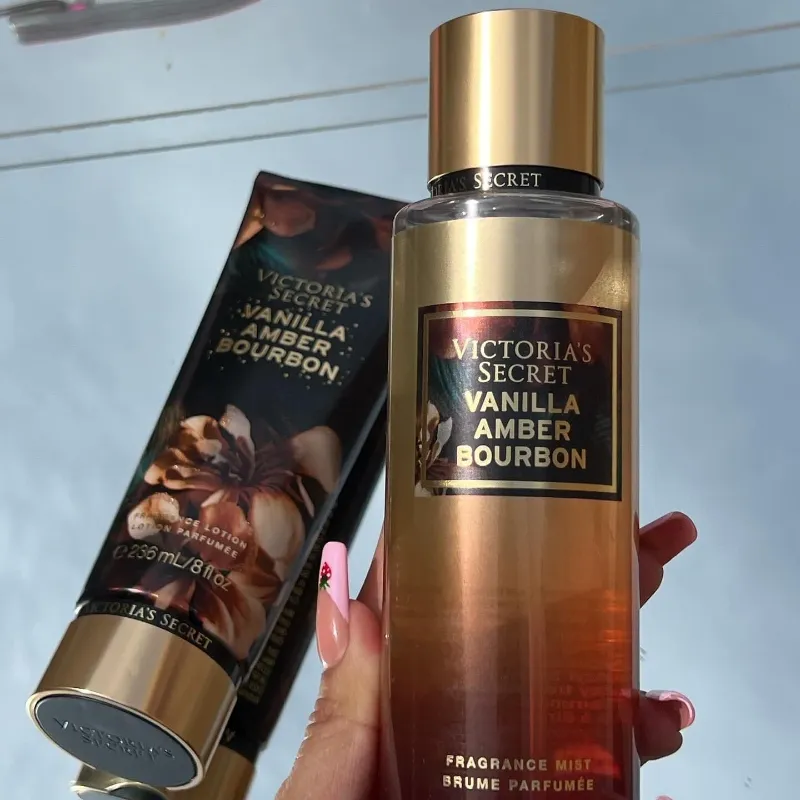 Juego de colonia y crema Victoria’s secret