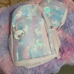 Mochila y lunchera de unicornios multicolor