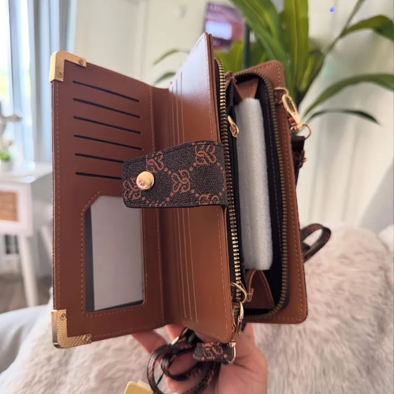 Monedero carmelita con asa