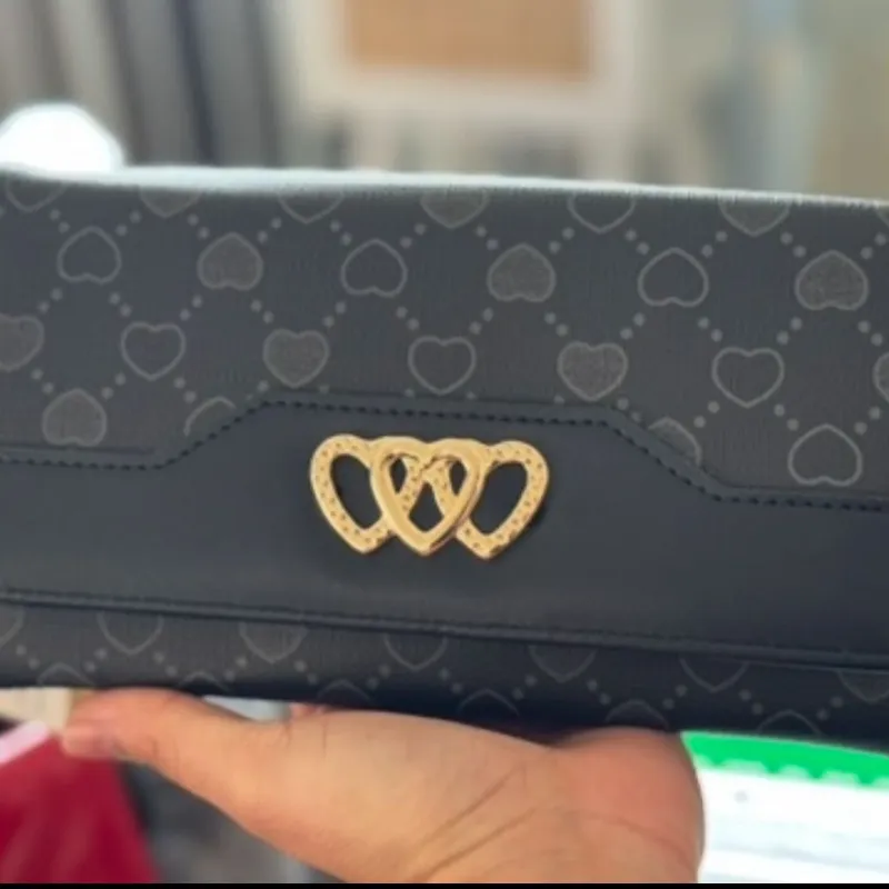 Monedero con corazones 