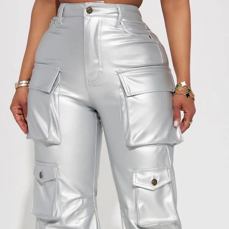 Pantalón plateado