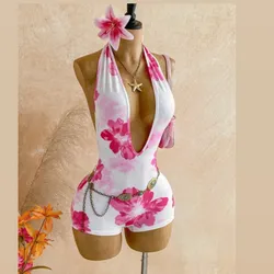 Romper espalda afuera con diseño de flores