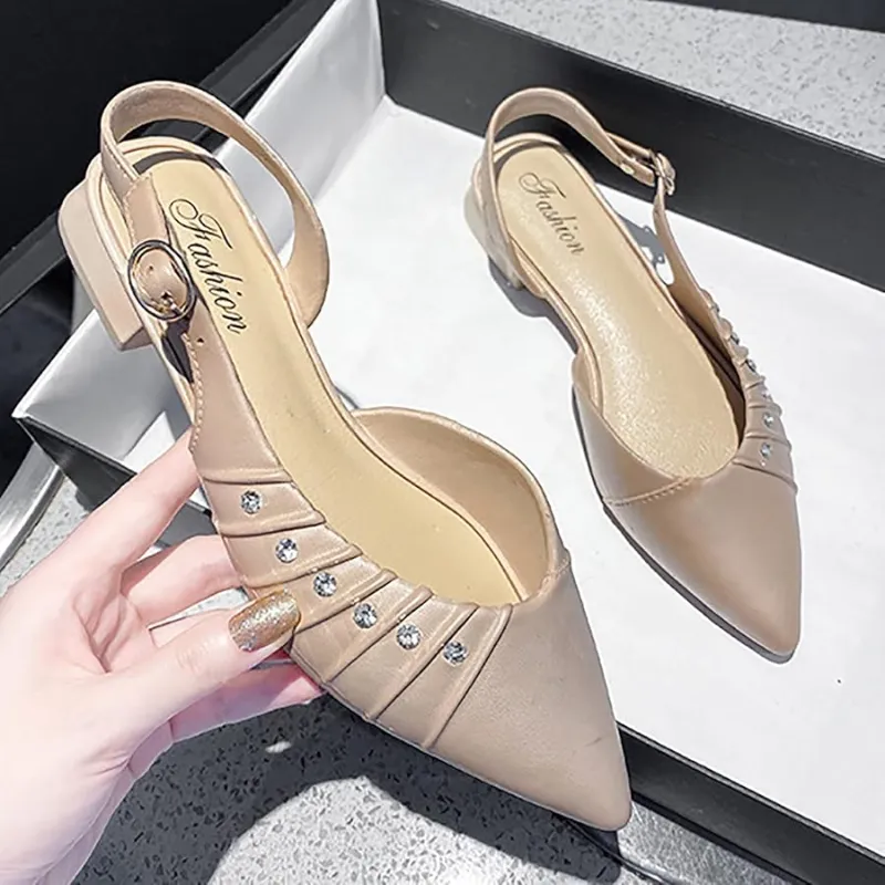 🤎Sandalia de goma con tacón 🤎