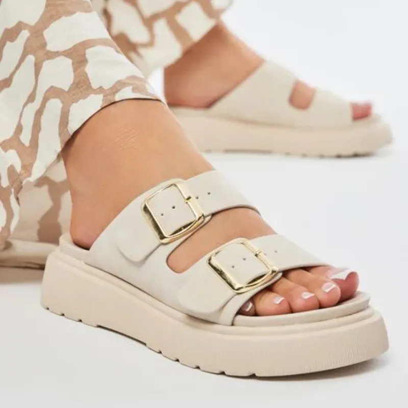 Sandalias prácticas