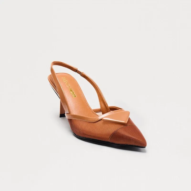 Sandalias carmelitas puntinas de tacón
