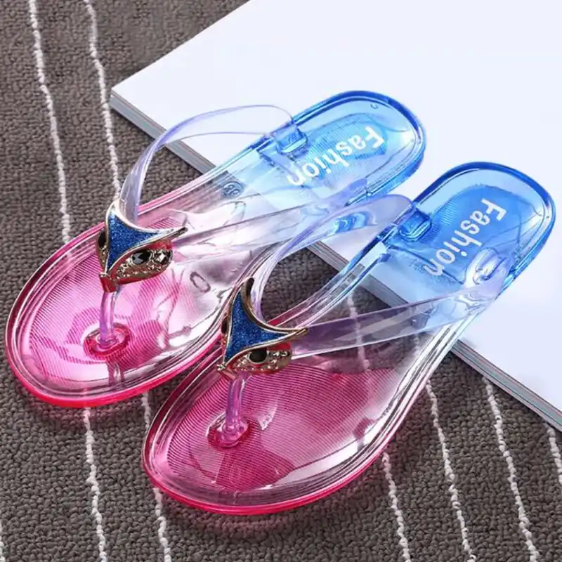 Sandalias de baño 