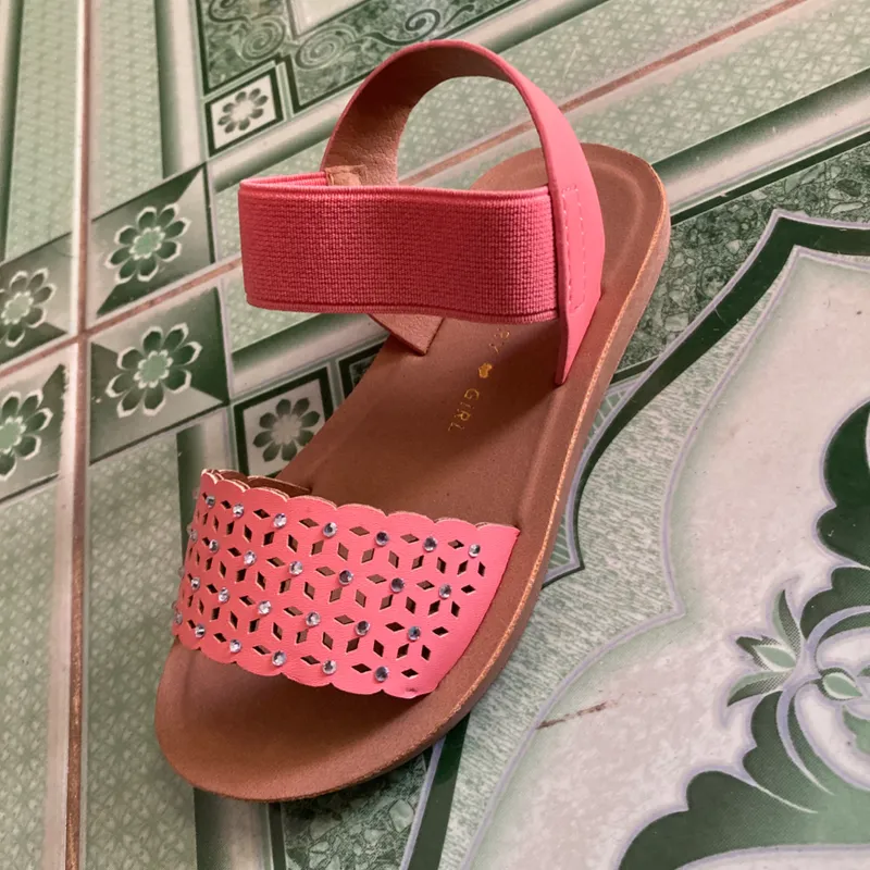 Sandalias de niña 