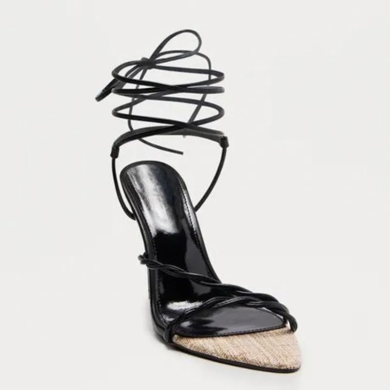 Sandalias negras de tacón 