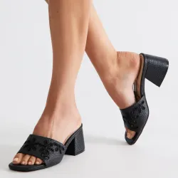 Sandalias de tacón negras