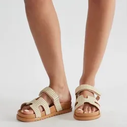 Sandalias prácticas