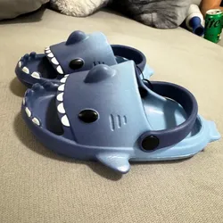 Sandalitas de tiburón 