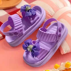 Sandalitas moradas