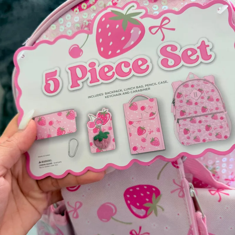Set de mochila 5 piezas con diseño de fresa