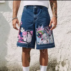 Short con dibujos anime