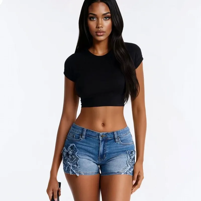 Short con mariposa de mezclilla