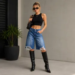 Short de mezclilla ancho