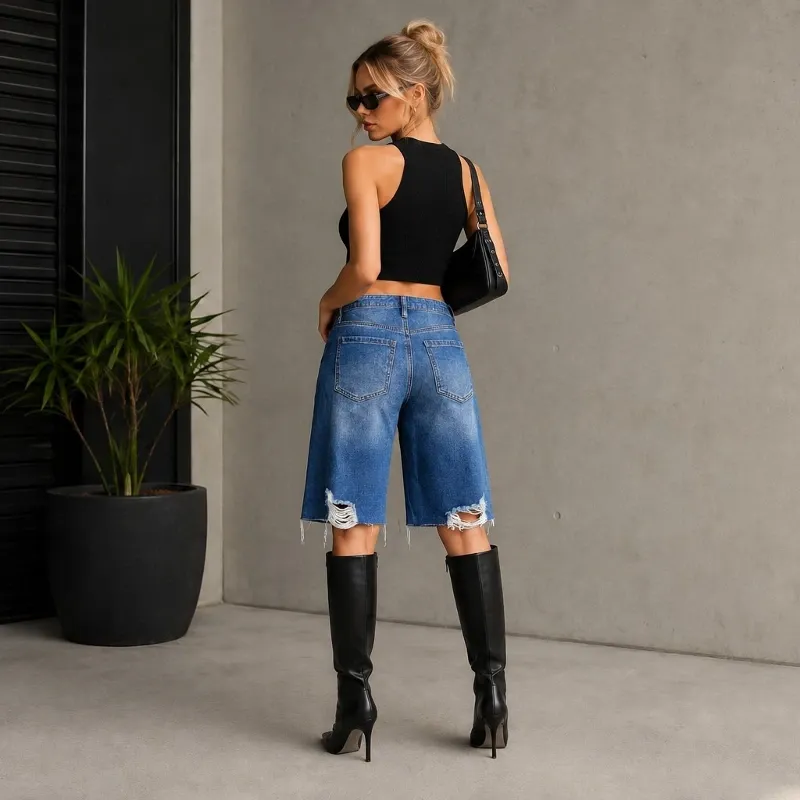 Short de mezclilla ancho