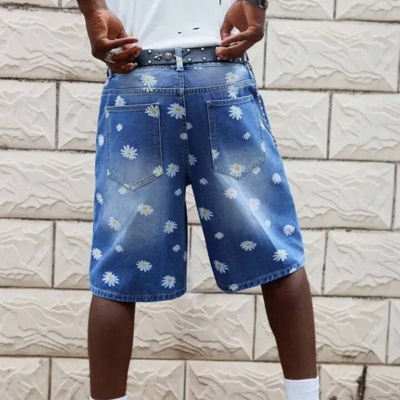 Short denim con margaritas