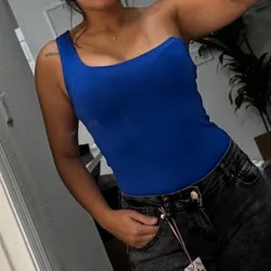 Body azul de un solo hombro