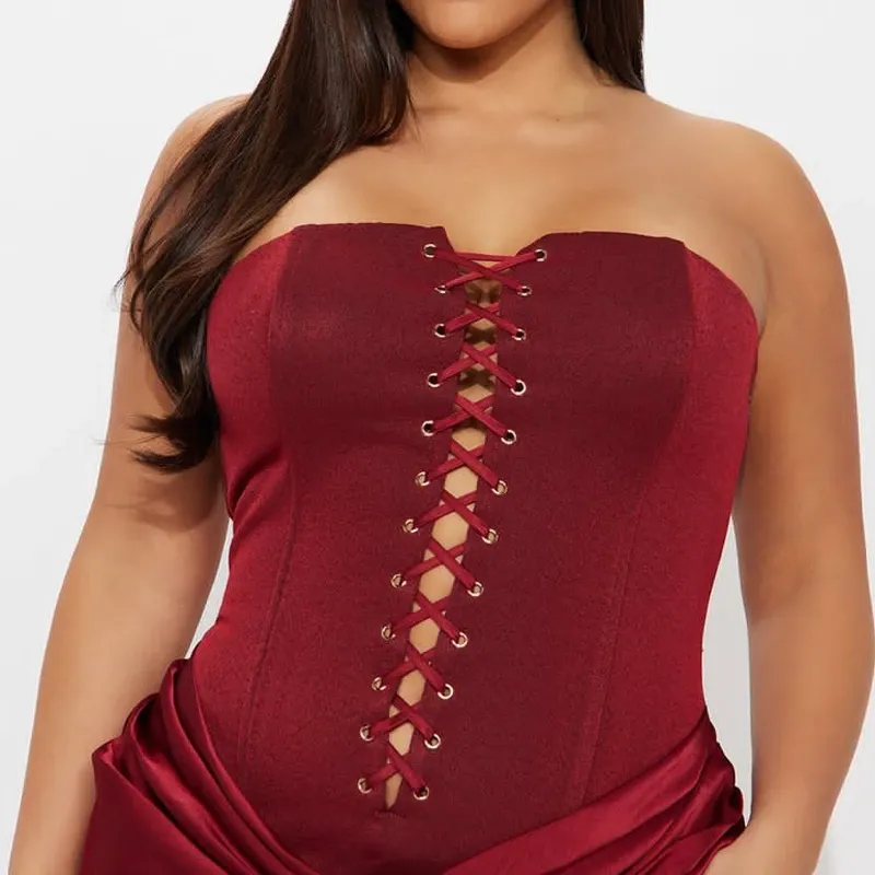 Vestido con corset