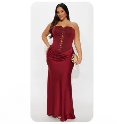 Vestido con corset