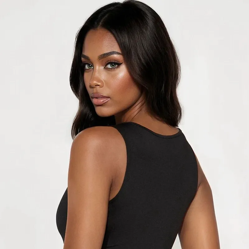 Vestido negro ajustado