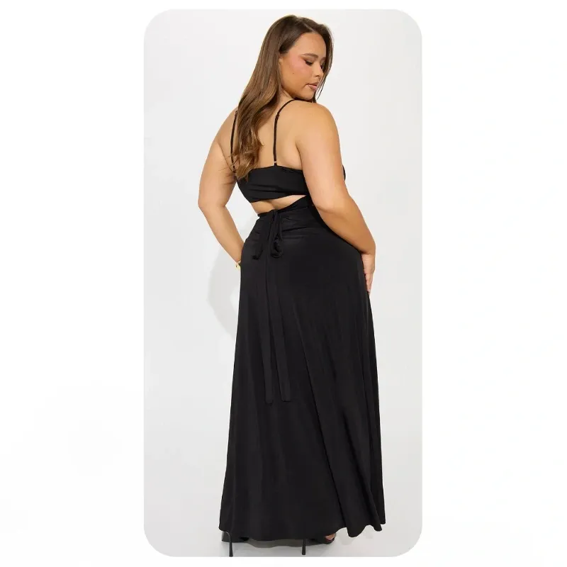 Conjunto negro con concha