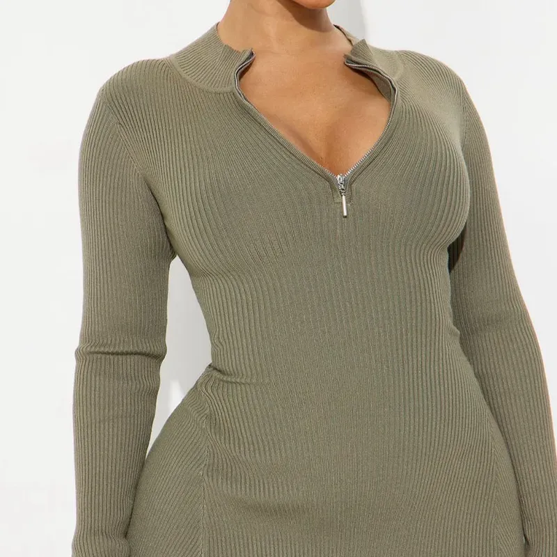 Vestido verde oliva mangas largas