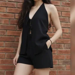 Conjunto de short con bolsillos y blusa ajustable