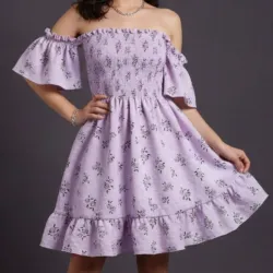 Vestido con hilo elástico y vuelo